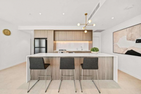 Brand new Luxurious 3 Bedroom Perth CBD